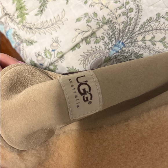 Vintage UGG Australia Fuzzy Beige Backpack with Brown Straps